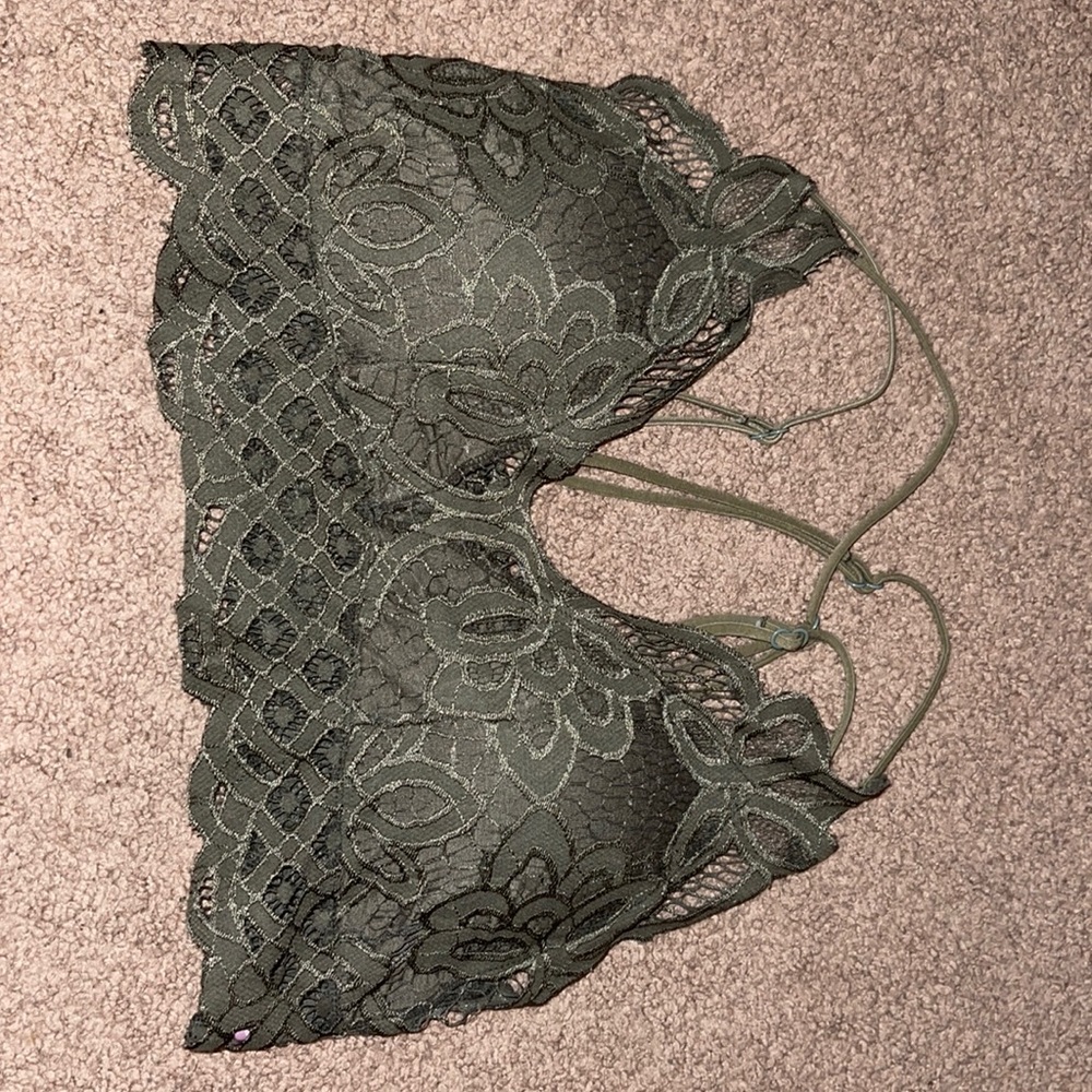Cute bralette!